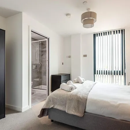 Stayzeni, Ouse Court Spacious 2 Bed Flat Apartamento *