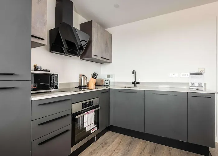 Stayzeni, Ouse Court Spacious 2 Bed Flat